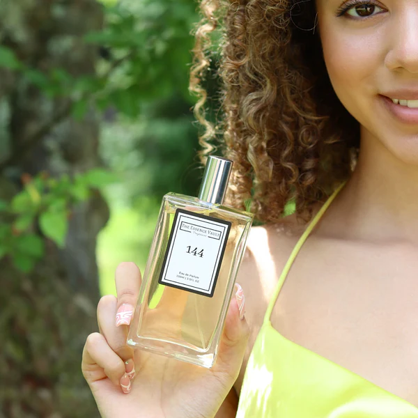 Evoke the Essence of Uniqueness at the Essence Vault: Try Out the Travel Atomizer, Black Opium, and Inspired By La Vie EST Belle 3 essence vaulat 3